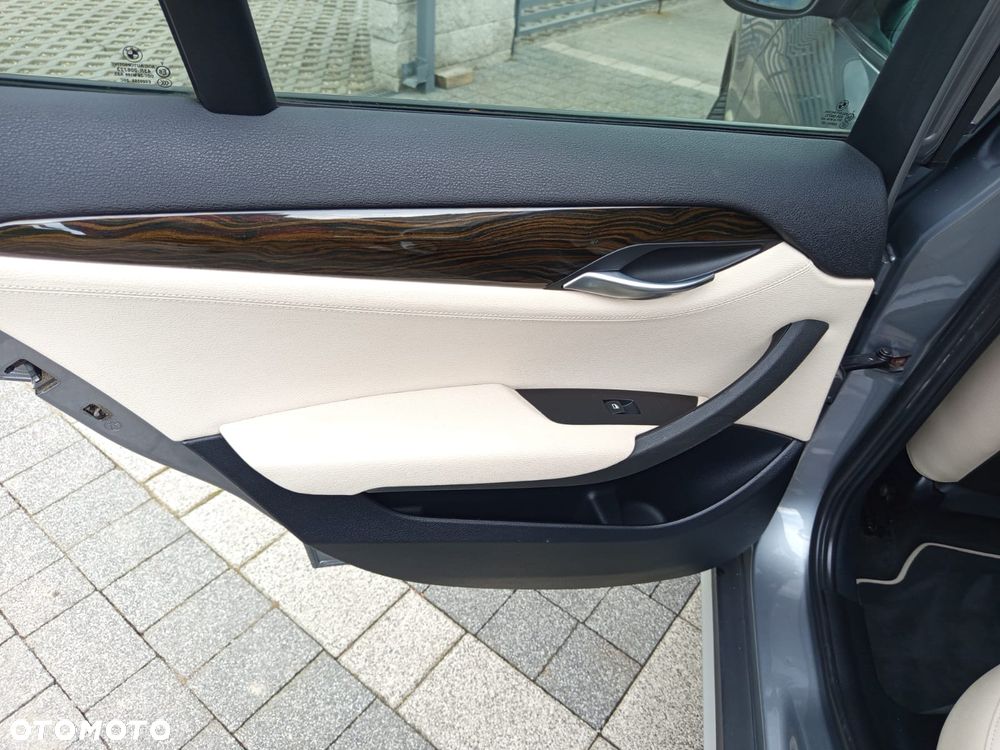 BMW X1 xDrive20d - 18