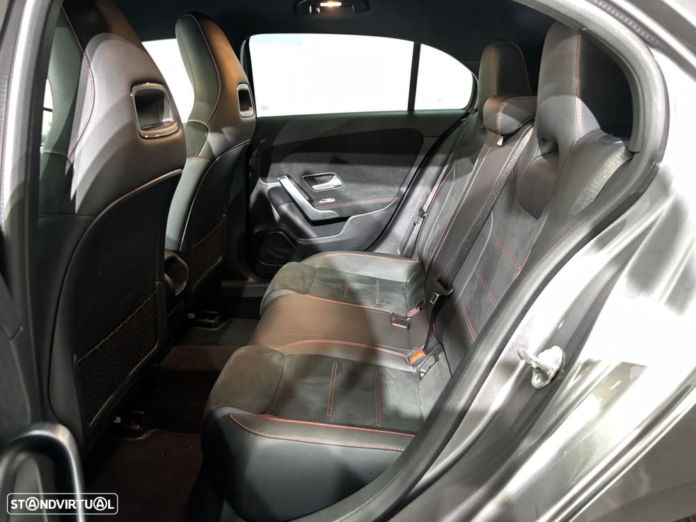 Mercedes-Benz A 250 e 8G-DCT AMG Line - 10