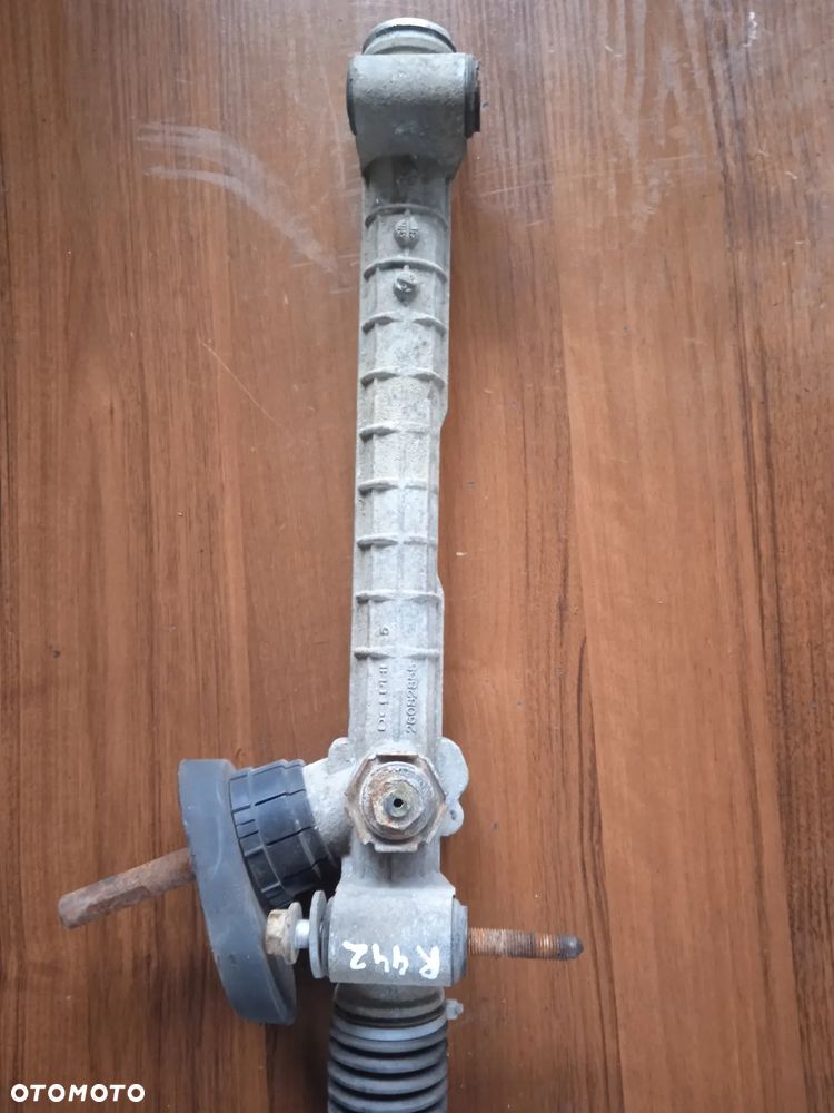 MAGLOWNICA	Opel Corsa C	26082855 - 2