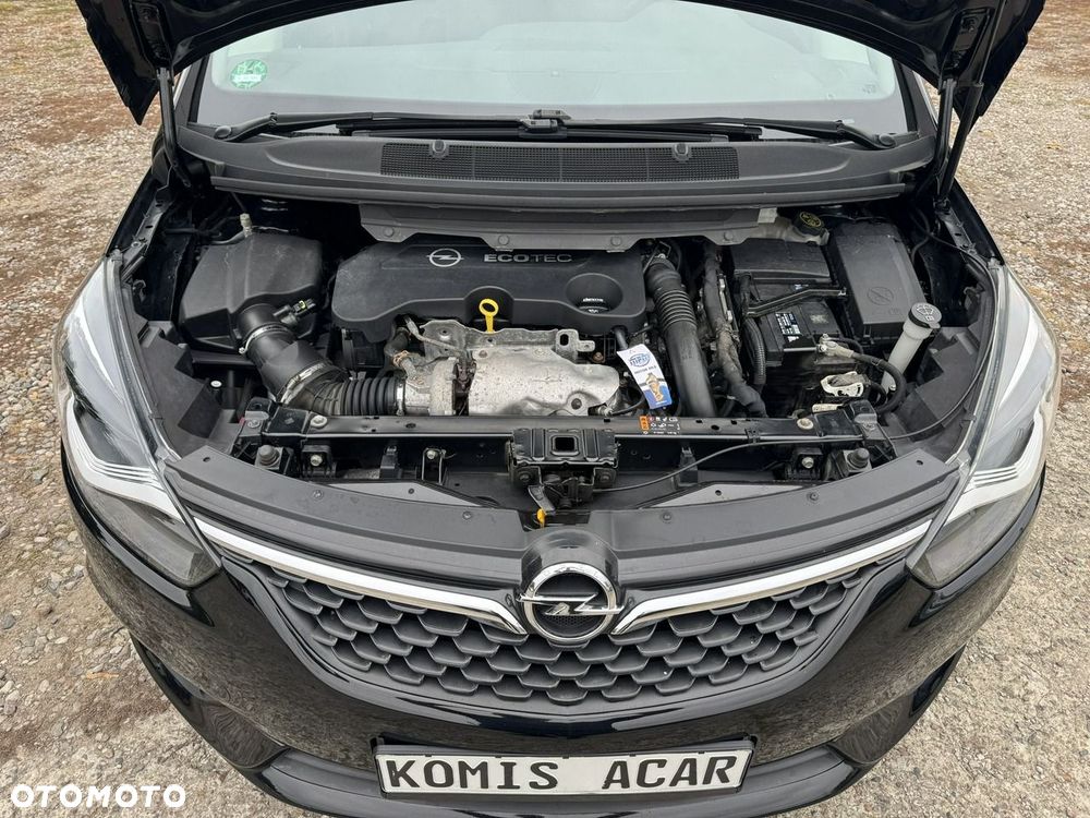 Opel Zafira - 10