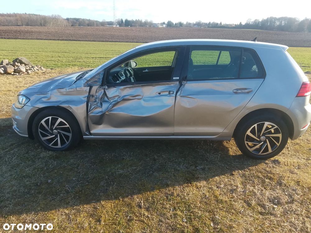 Volkswagen Golf 1.6 TDI BMT Comfortline - 7