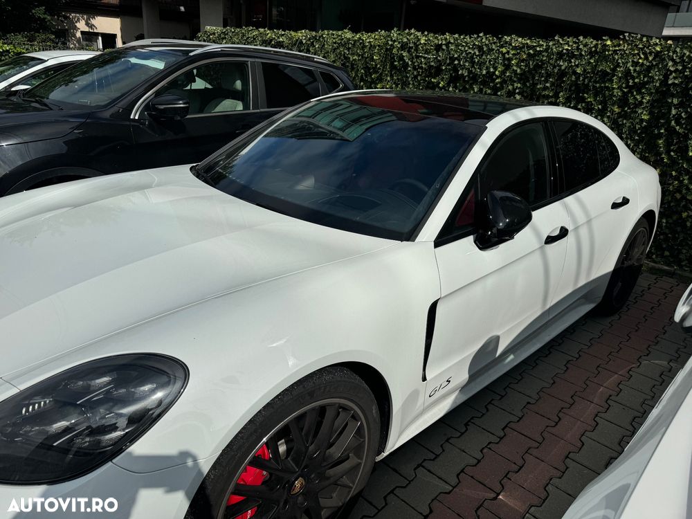Porsche Panamera - 3