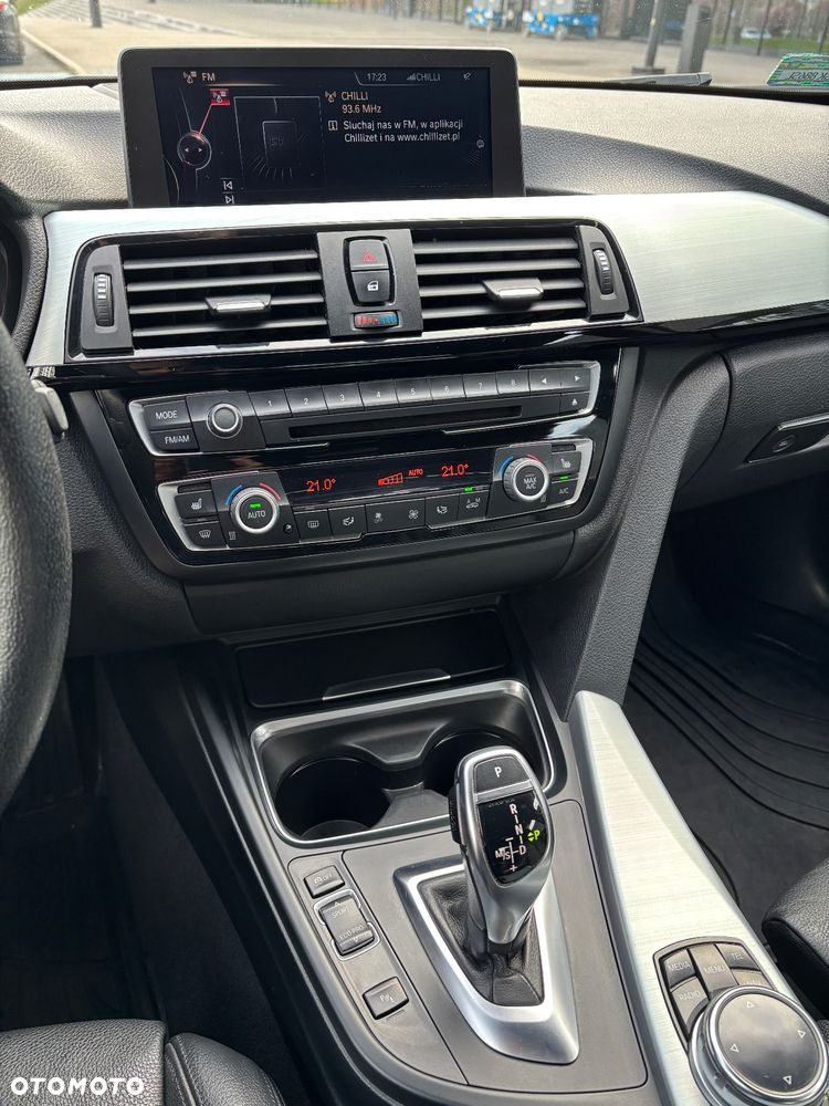 BMW Seria 4 428i Gran Coupe xDrive - 28