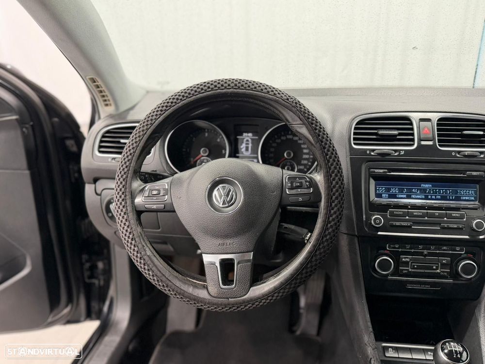 VW Golf Variant 1.6 TDi Confortline - 8