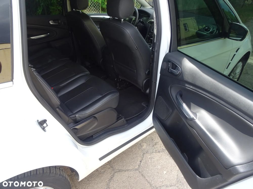 Ford S-Max - 20