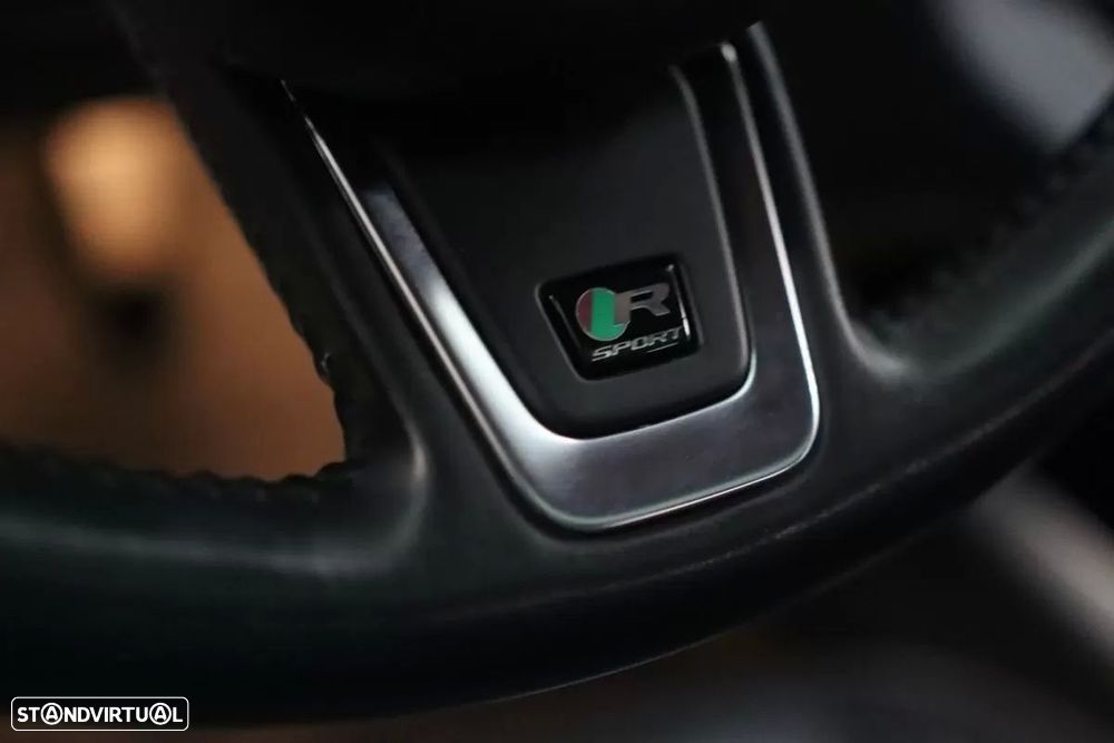 Jaguar F-Pace 25d AWD Aut. R-Sport - 23