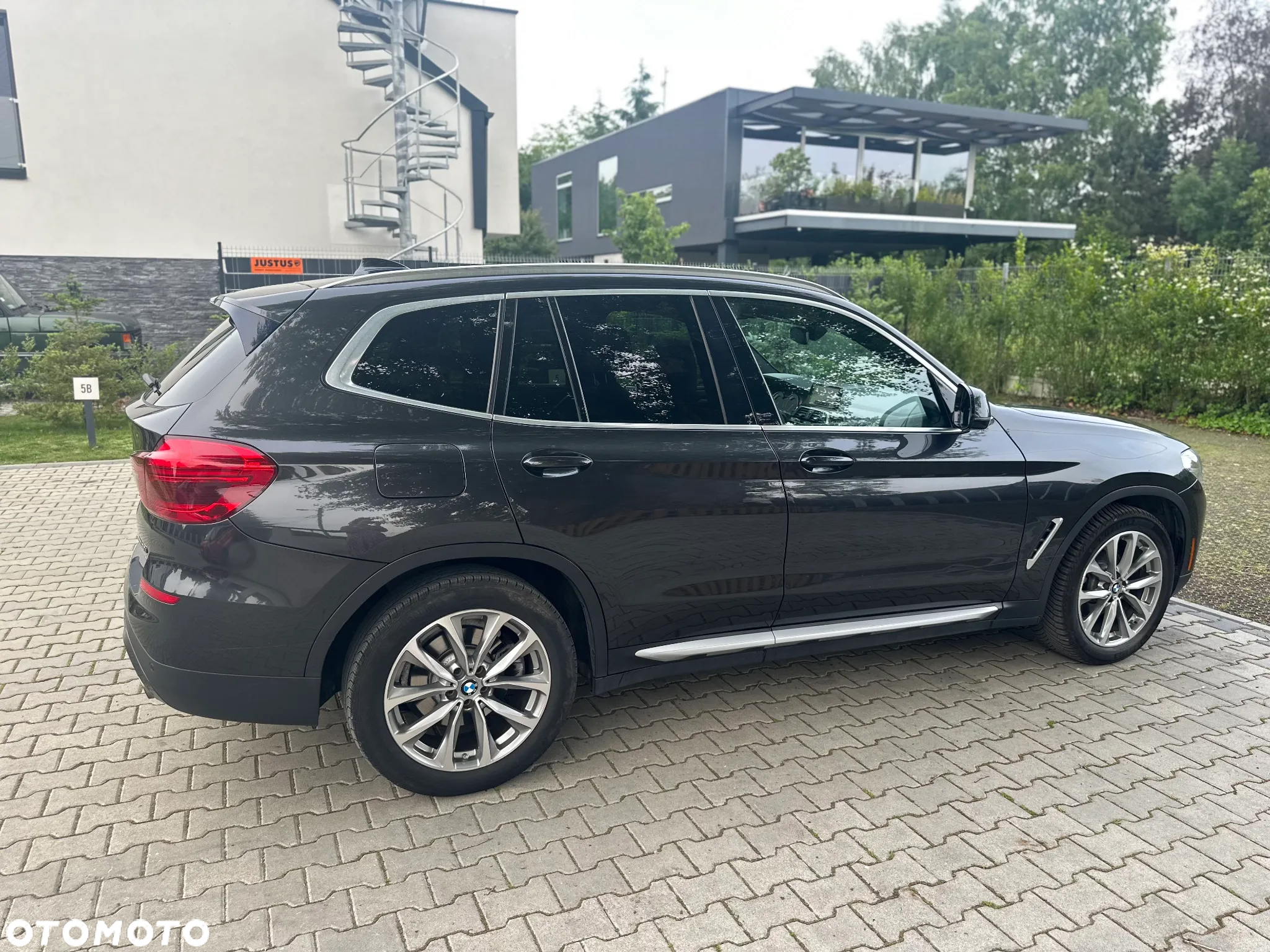BMW X3 xDrive30i Advantage - 7