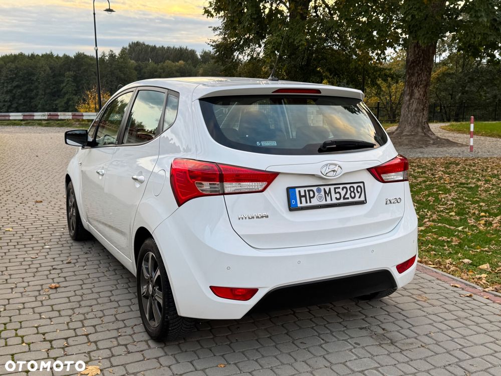 Hyundai ix20 - 30