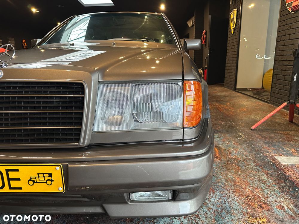 Mercedes-Benz W124 (1984-1993) - 12