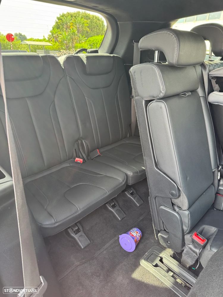 Hyundai Santa Fe 2.2 CRDi Vanguard - 12