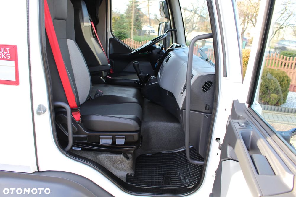 Renault / D16 / POLSKI SALON / NISKI PRZEBIEG 232 TYS KM / ŁADOWNOSC 9562 KG / ZABUDOWA SKRZYNIA 7.10 CM / WECON / Man /Volvo/Scania/ Atego/ - 23