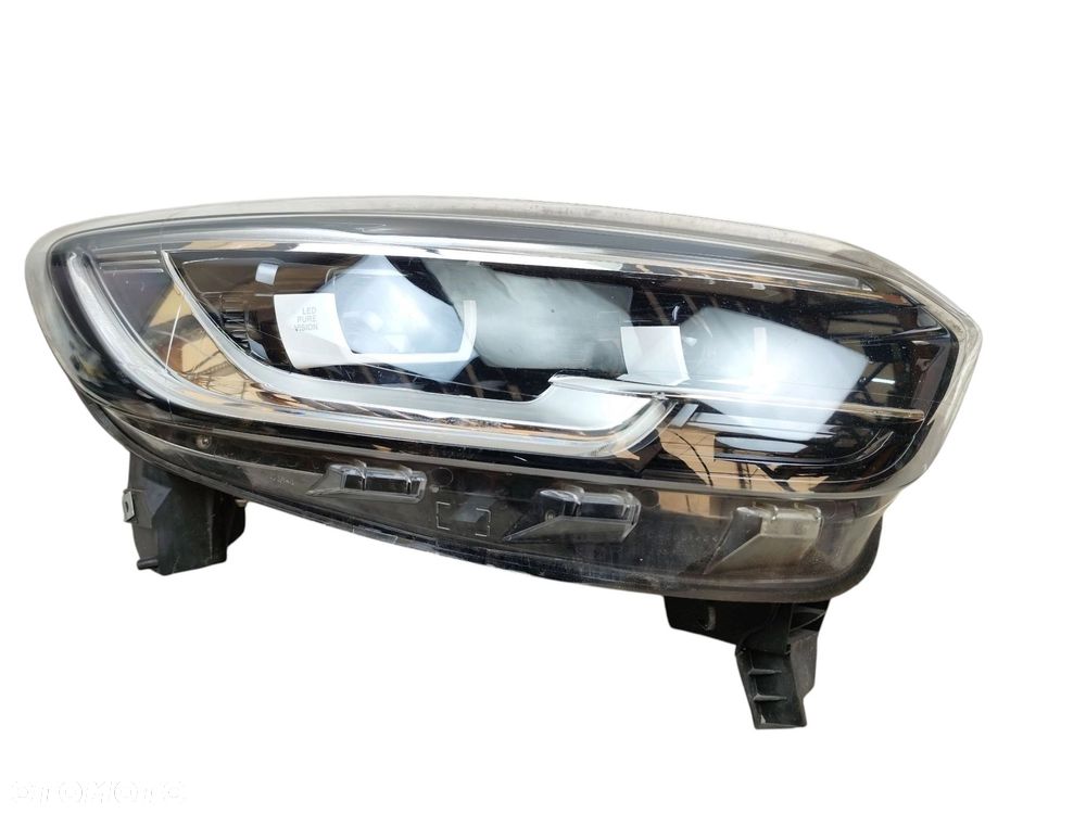LAMPA PRAWY PRZÓD RENAULT KADJAR LIFT (2018-2022) 1.3 TCE 140KM 260104010R - 1