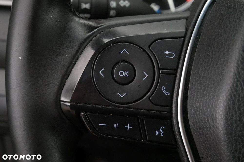 Toyota Camry 2.5 Hybrid Comfort CVT - 23