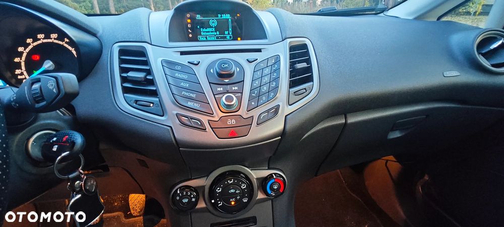 Ford Fiesta - 8