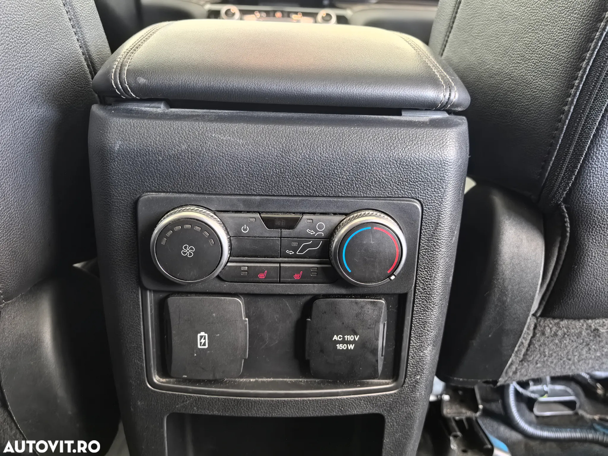 Ford Explorer - 30