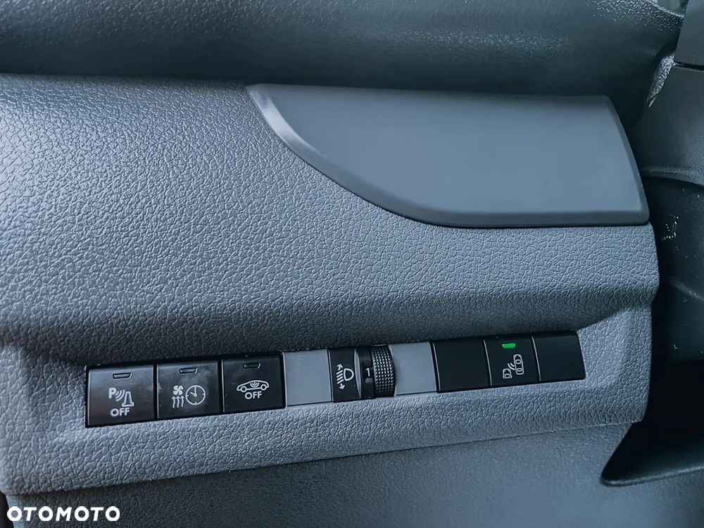 Peugeot Expert 2.0 BlueHDi Long 2,9t Premium (bryg.) - 21