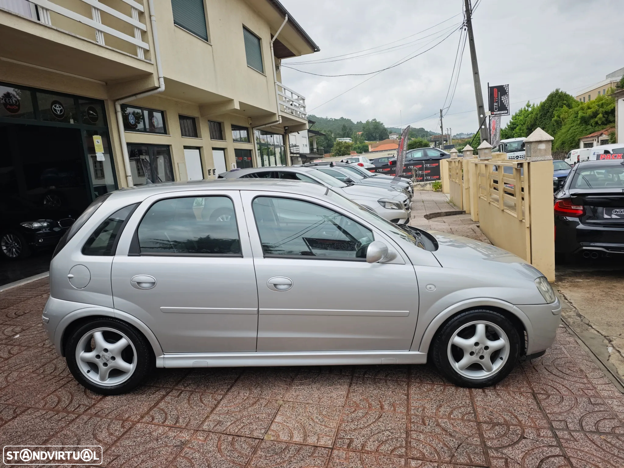 Opel Corsa 1.2 Twinport Silver - 4