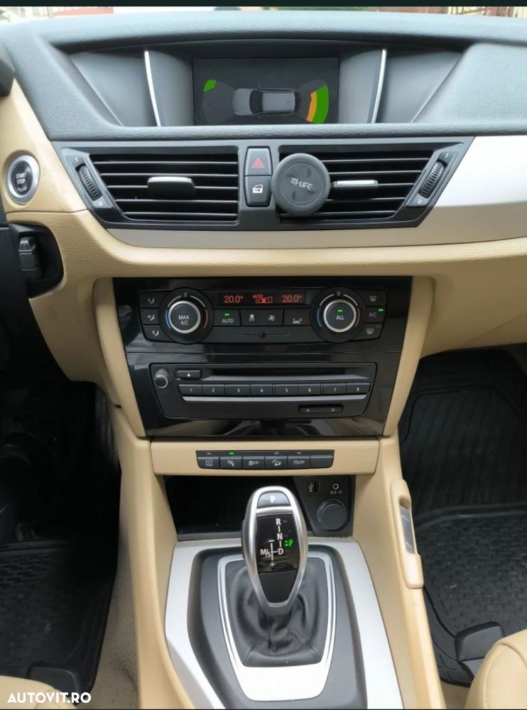 BMW X1 xDrive18d Aut. Sport Line - 6