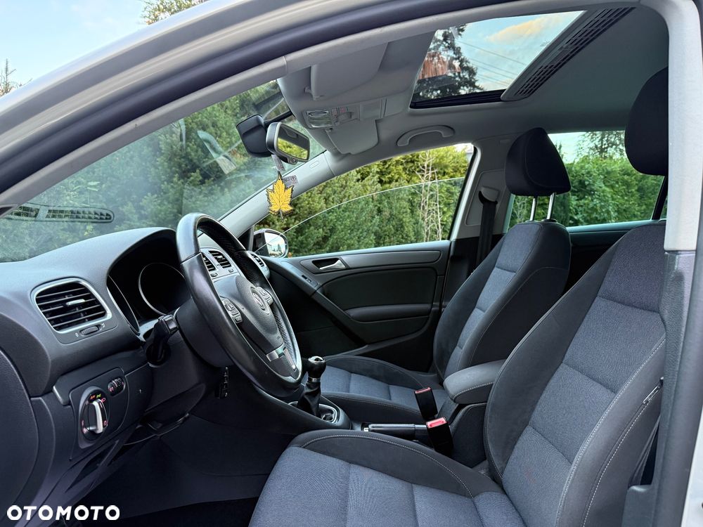 Volkswagen Golf 1.4 TSI Style - 28