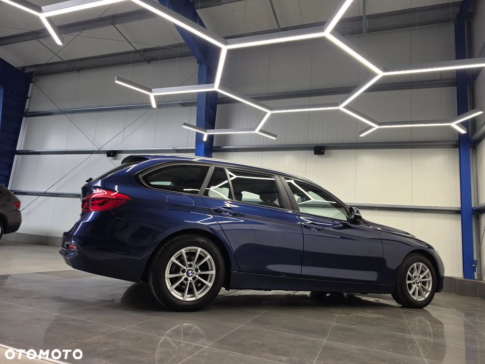 BMW Seria 3 318d Advantage - 17