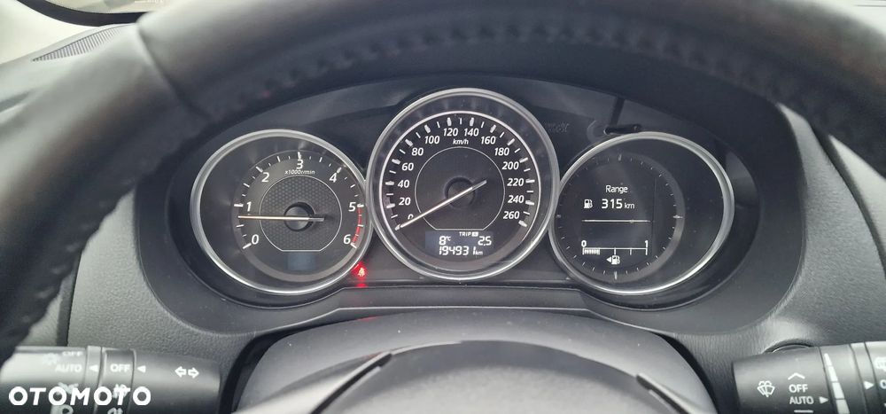 Mazda 6 Kombi SKYACTIV-D 150 i-ELOOP Exclusive-Line - 17