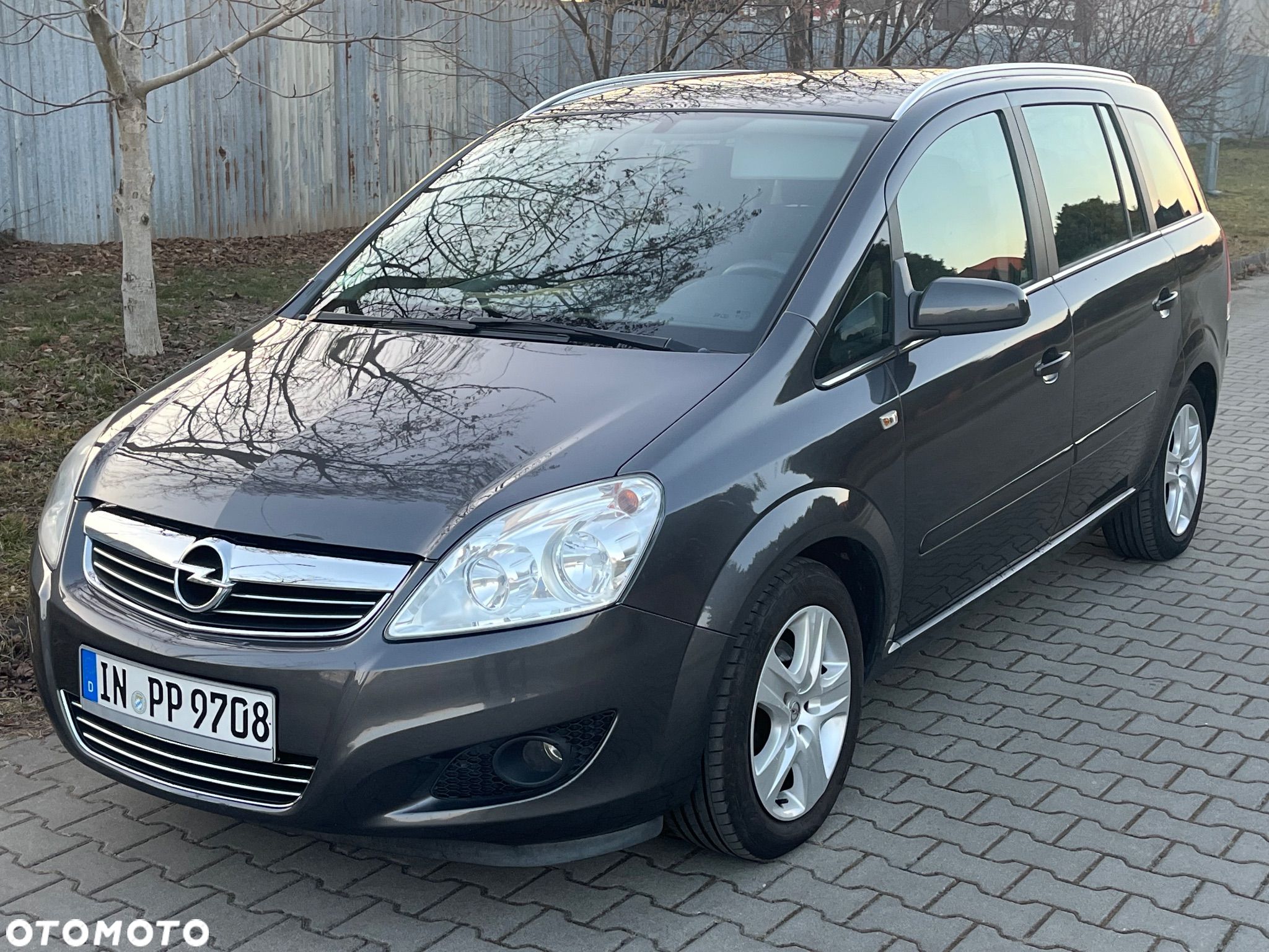 Opel Zafira 1.8 Catch me now - 1