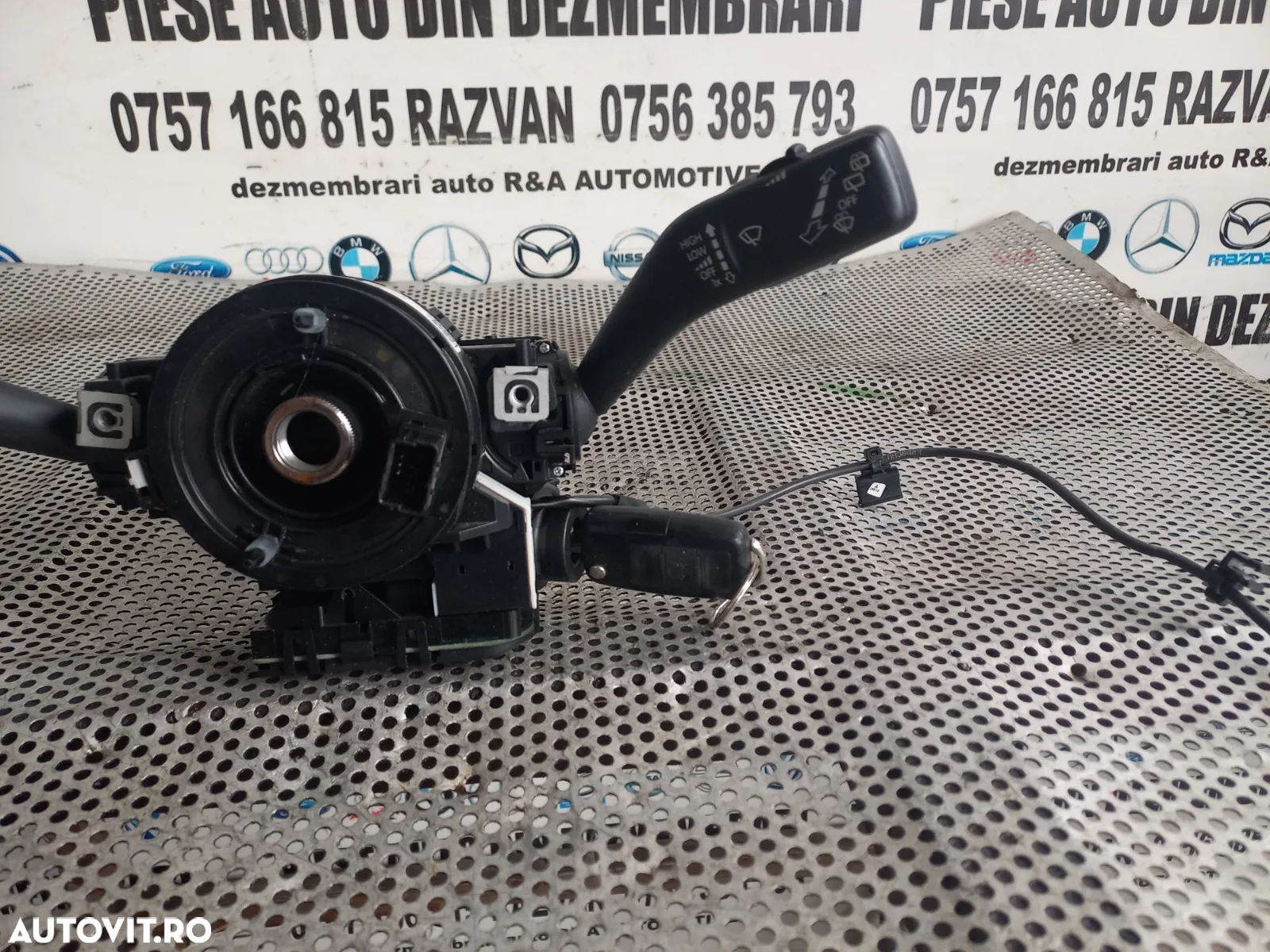 Banda Spira Spirala Volan Maneta Semnalizare Stergatoare Vw Golf 5 Touran Caddy Cu Tempomat An 2005-2006-2007-2008-2009-2010 Cod 1K0953503EJ 1K0959653C Dezmembrez Vw Golf 5 - 3