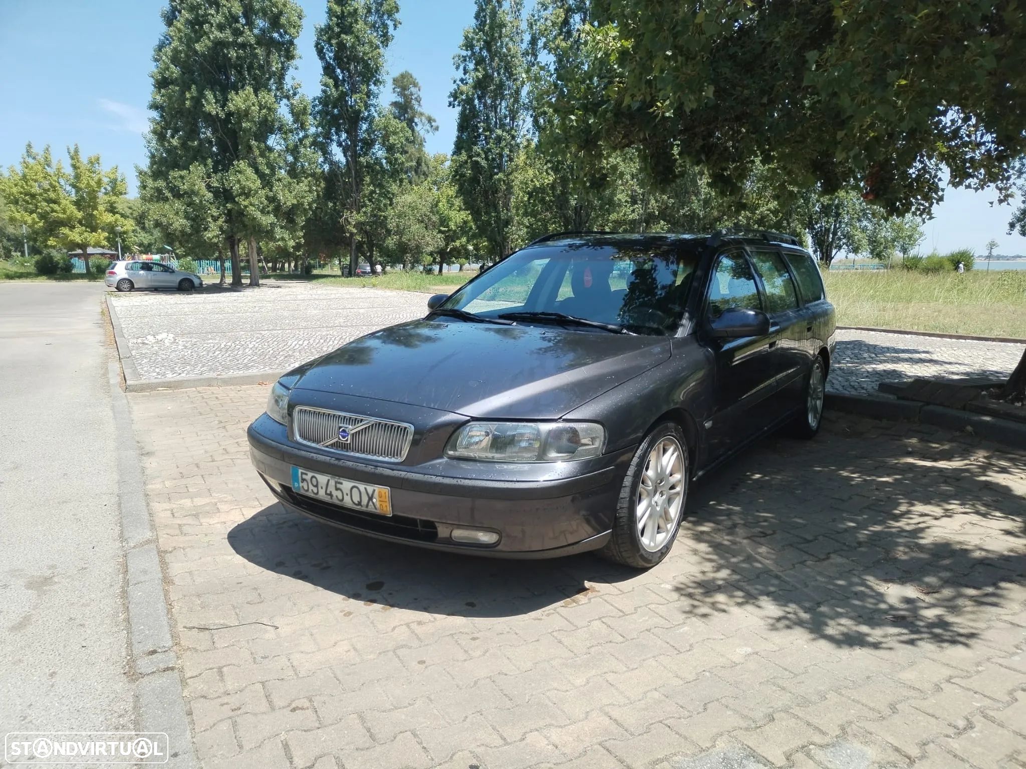 Volvo V70 - 1