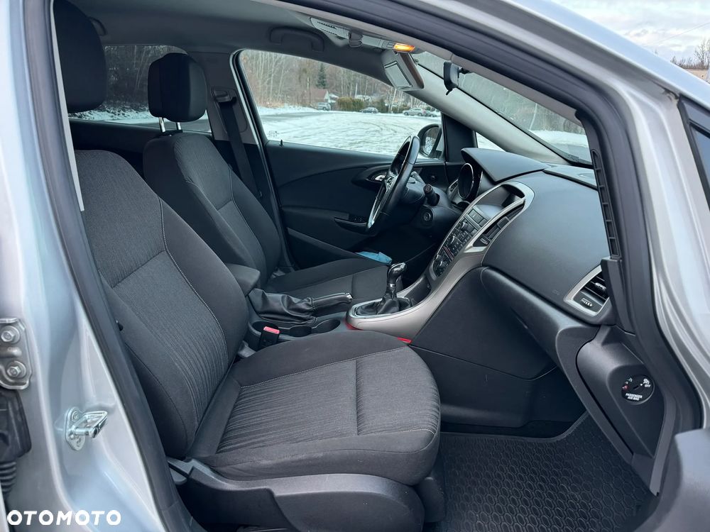 Opel Astra 1.4 T Enjoy - 13