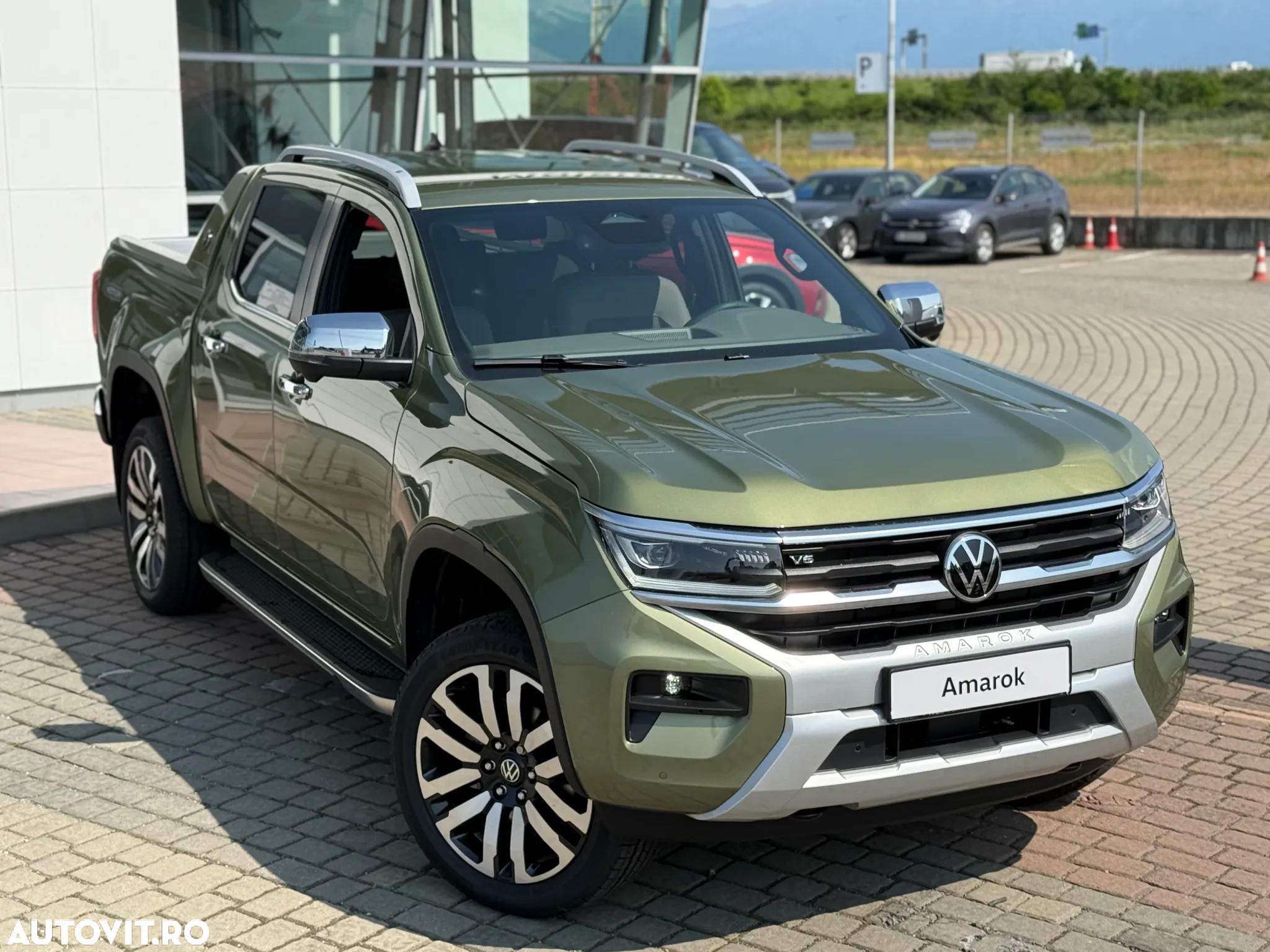 Volkswagen Amarok 3.0 TDI 241 CP 4M 10AT Aventura - 2