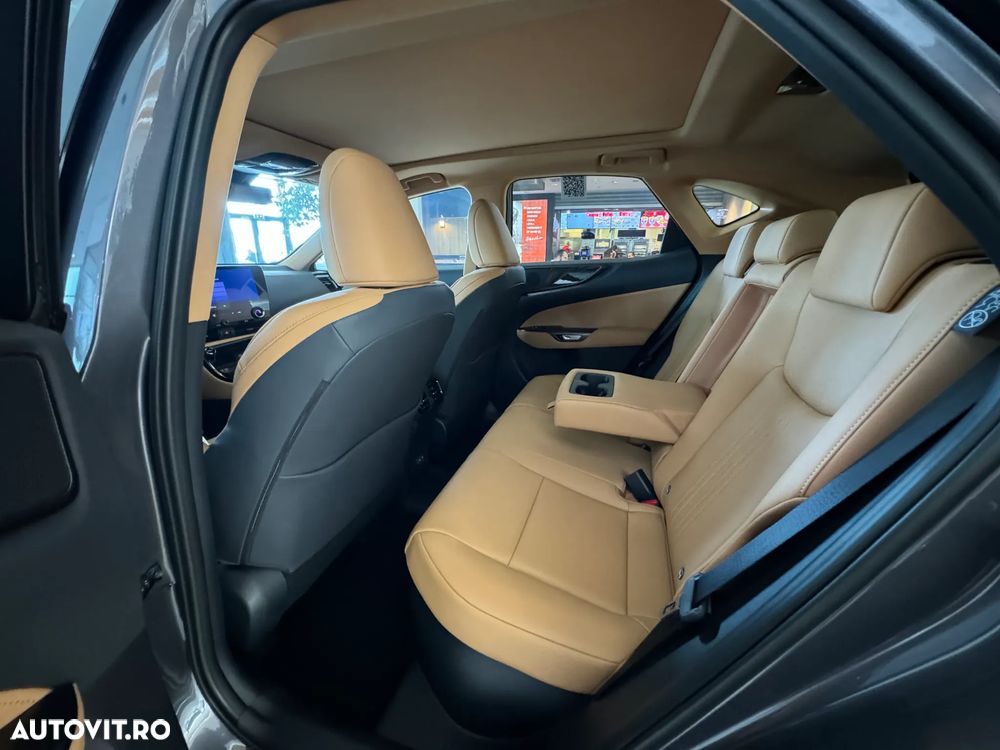Lexus Seria NX 450h+ 2.5 TNGA HV 25H PHEV CVT Executive - 24