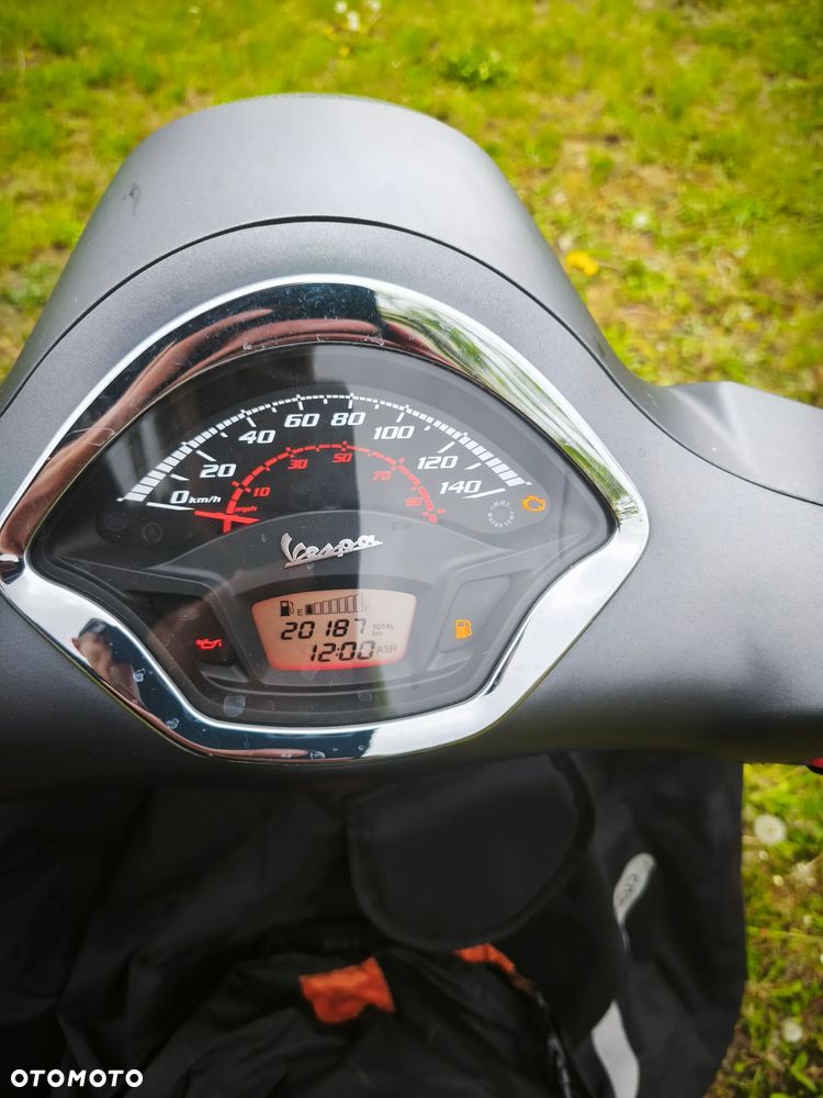 Piaggio Vespa - 11