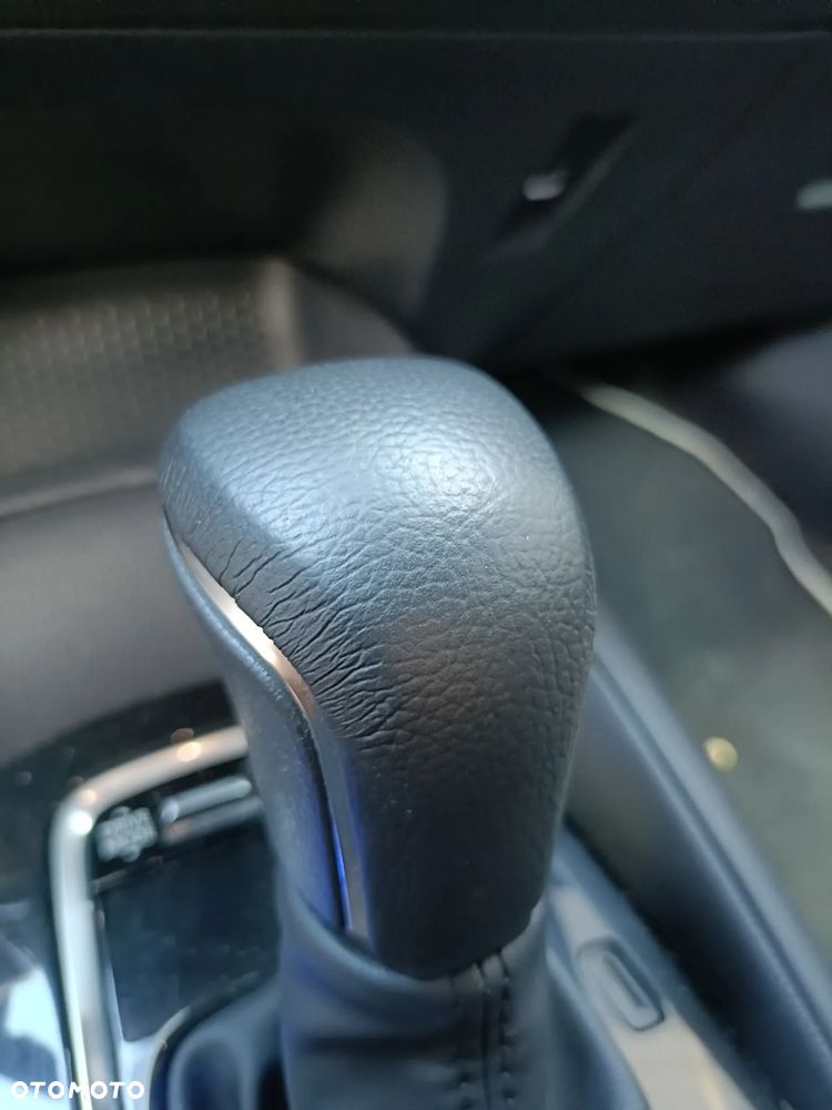 Toyota Corolla 1.8 Hybrid Comfort - 13