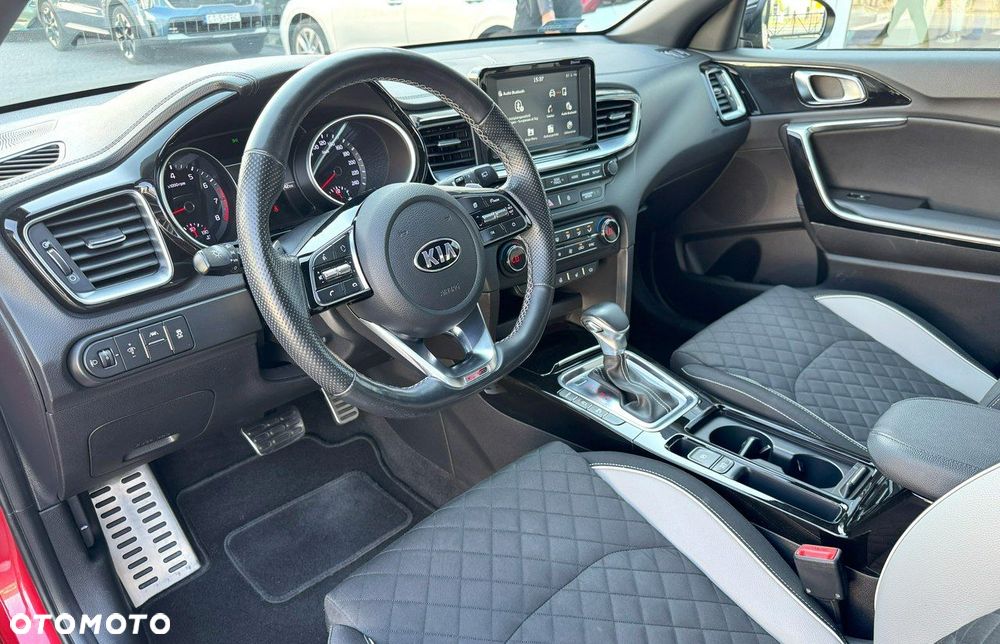 Kia ProCeed 1.4 T-GDI GT Line DCT - 11