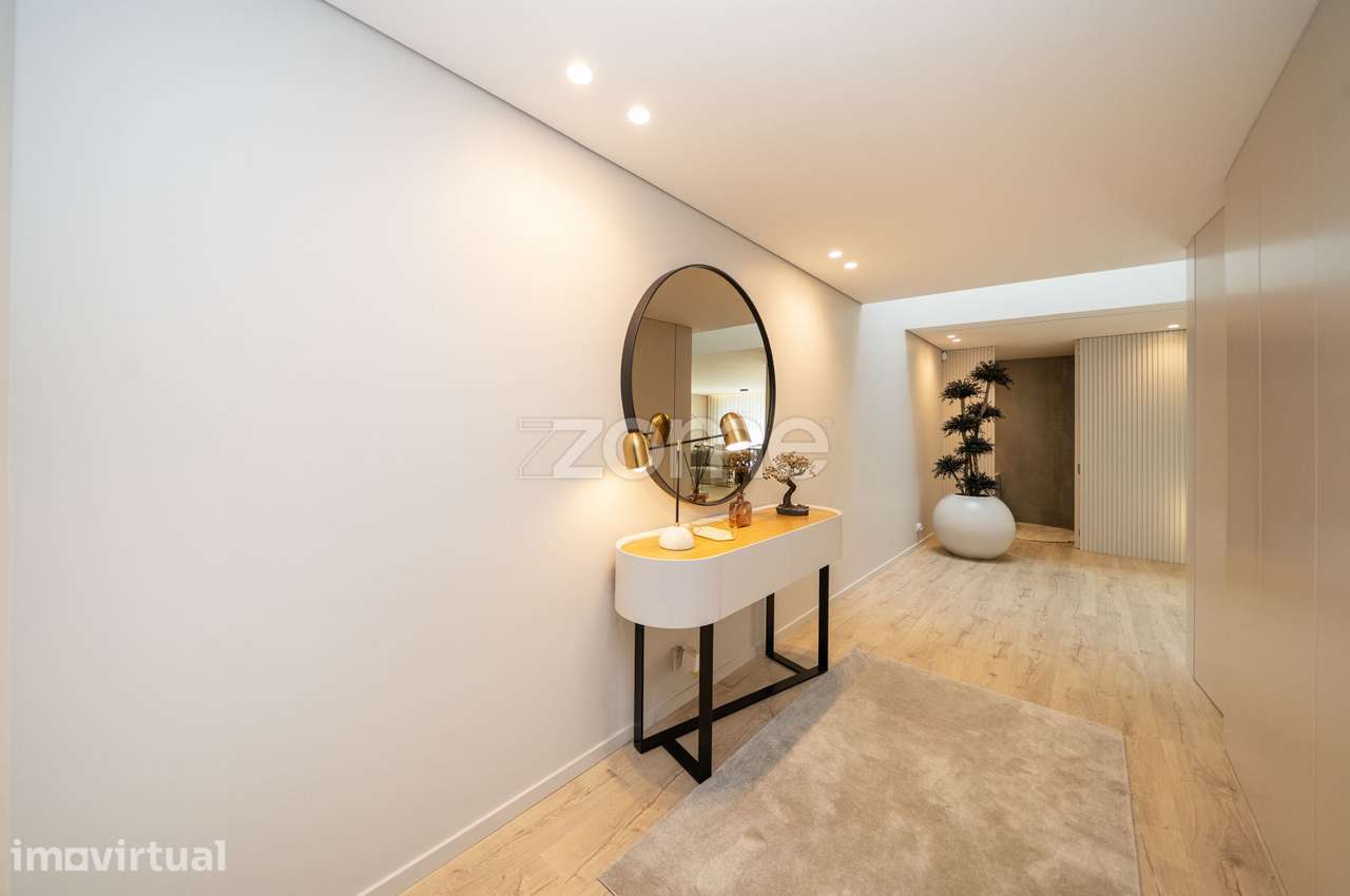 Moradia T3 semi nova com piscina em Priscos - Braga - Grande imagem: 4/60