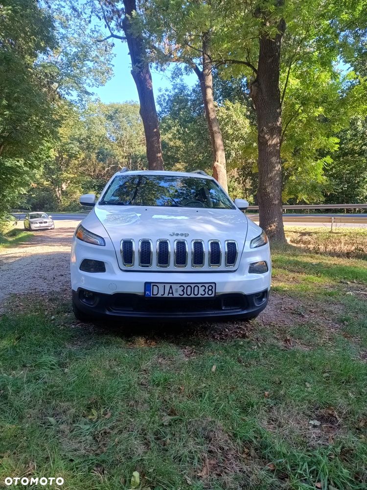 Jeep Cherokee - 5