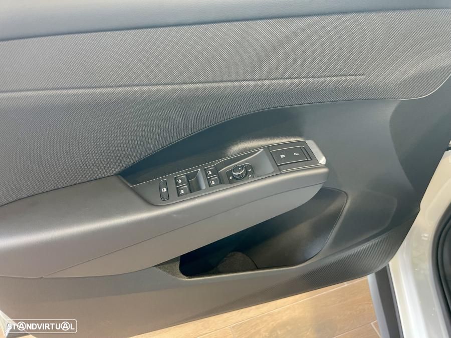 VW T-Roc 1.5 eTSI Trend DSG - 26