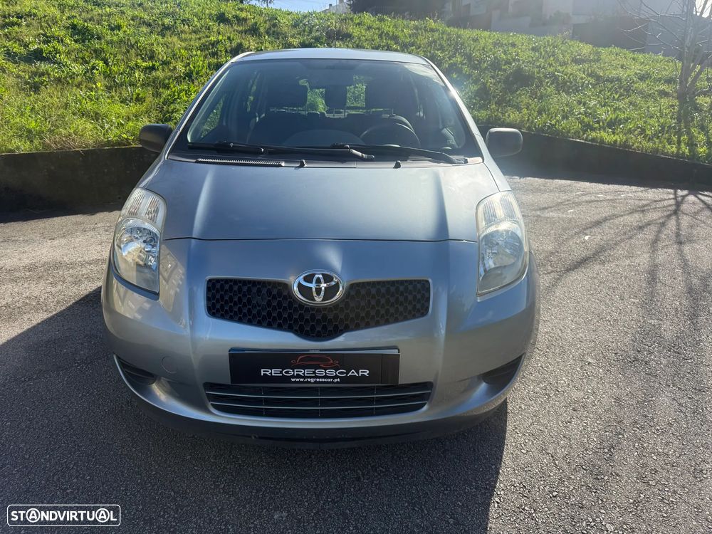Toyota Yaris 1.0 VVT-i - 2