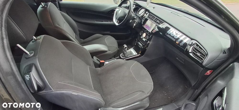 Citroën DS3 BlueHDi 100 CONNECTED CHIC - 14