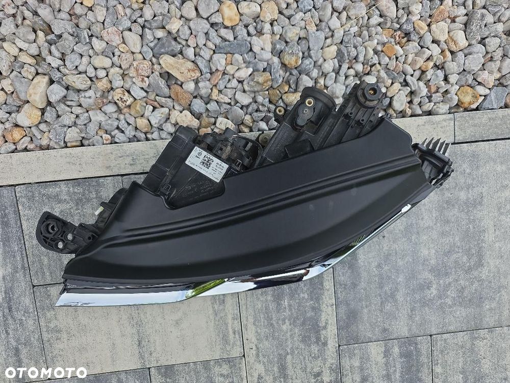 VW ARTEON 3G8 Lampa lewa przód Full Led Dynamic 3G8941081 Chrom 2018 - 5