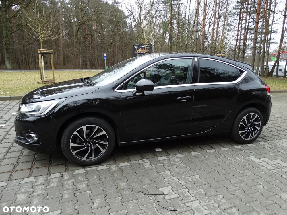 Citroën DS4 PureTech 130 Stop&Start SoChic - 24