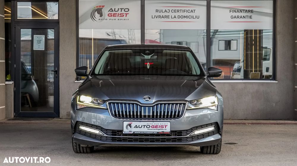 Skoda Superb 2.0 TDI DSG Style - 10