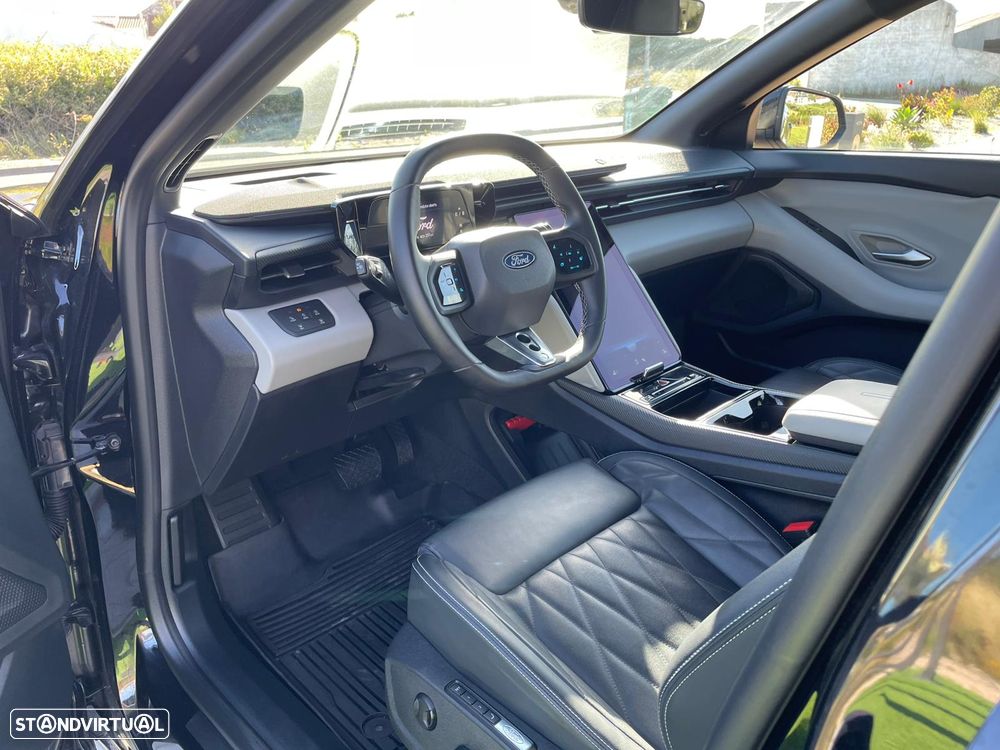 Ford Capri 79 kWh Premium - 17