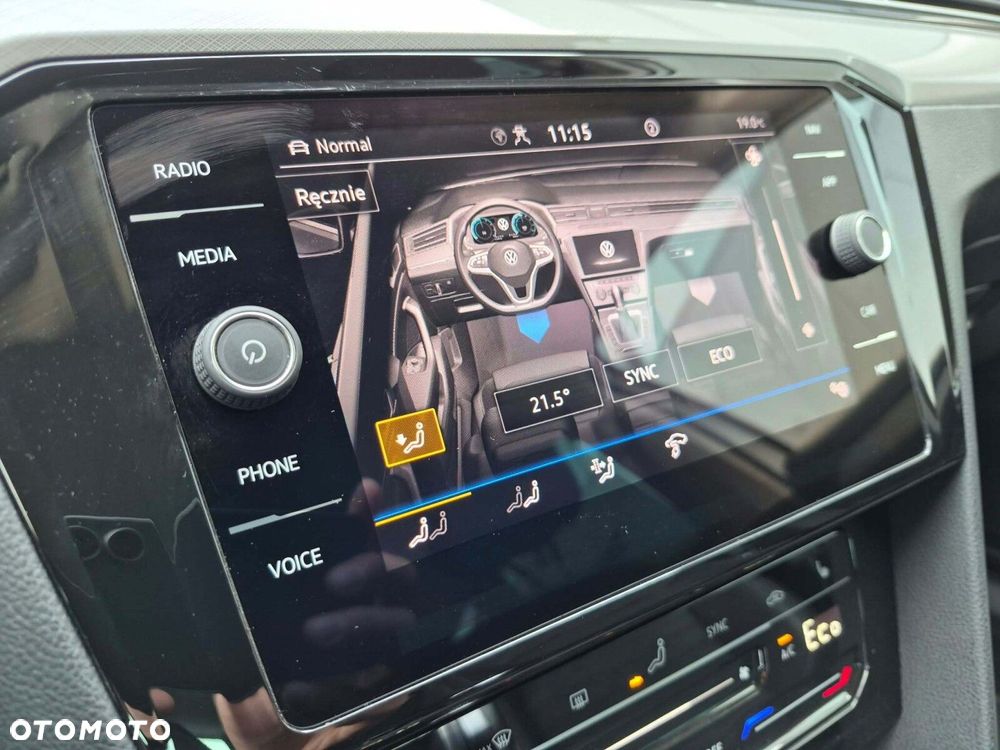 Volkswagen Passat - 18