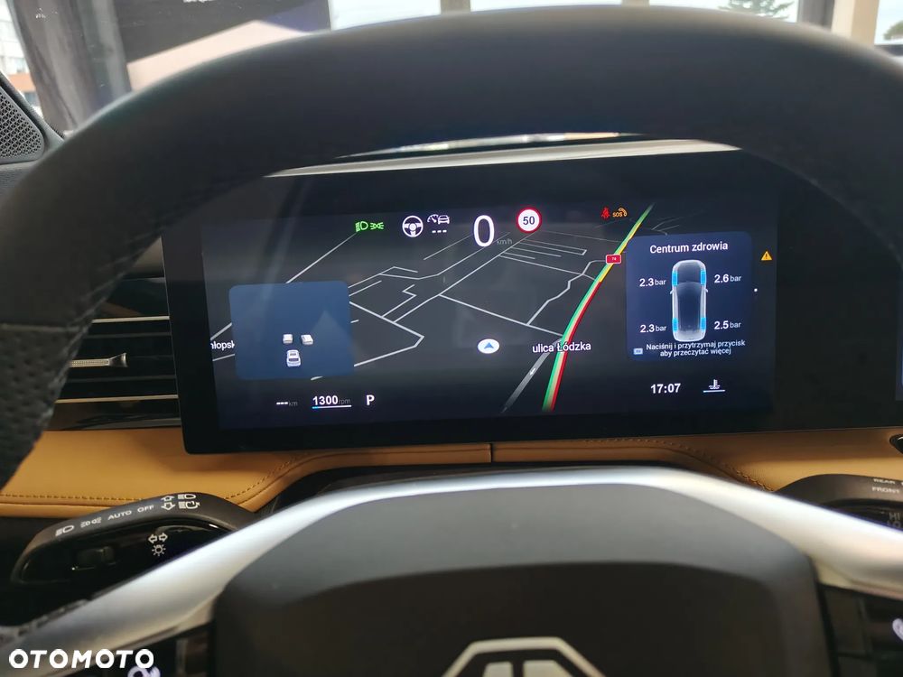 MG HS 1.5T HEV+ Exclusive - 16