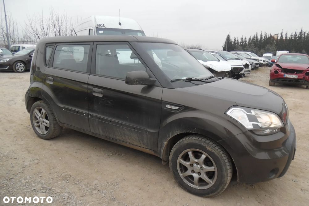 Kia Soul 1.6 CRDi L - 19