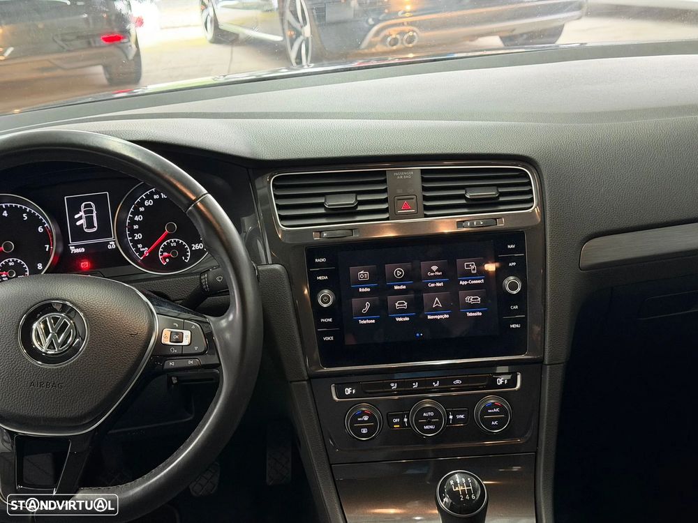 VW Golf 1.0 TSI Confortline - 13