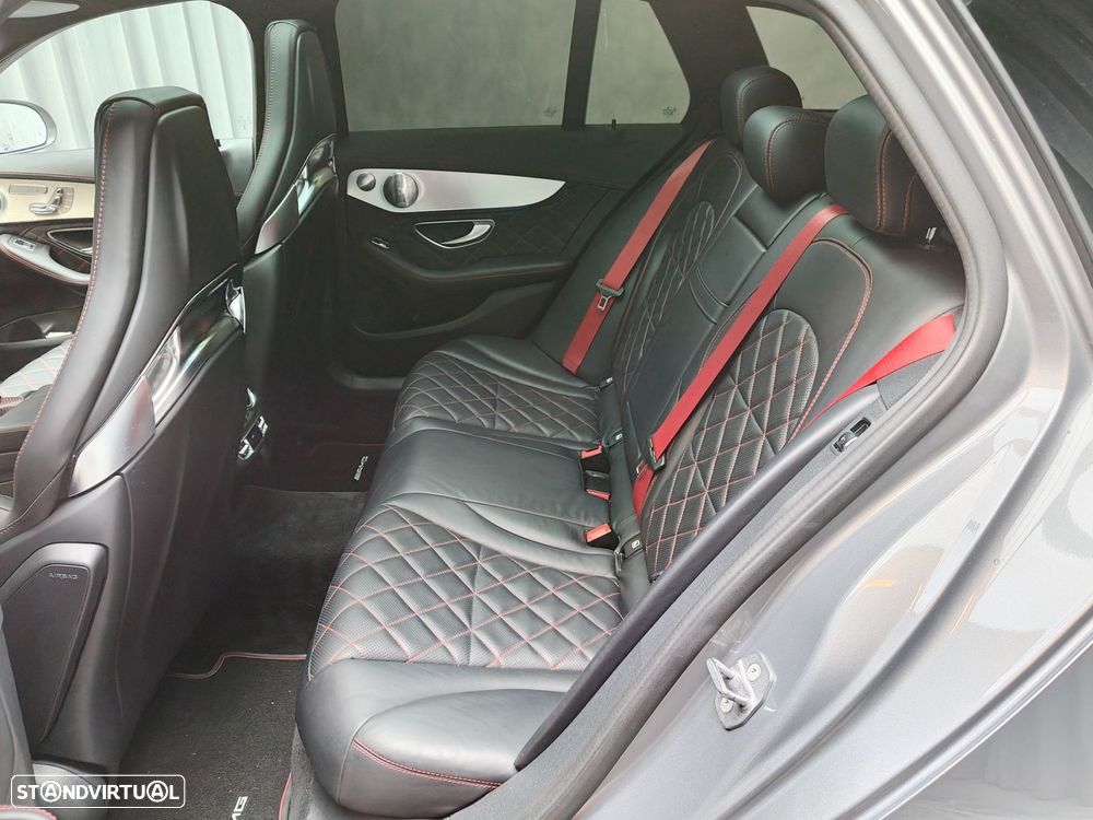 Mercedes-Benz C 63 AMG S - 22