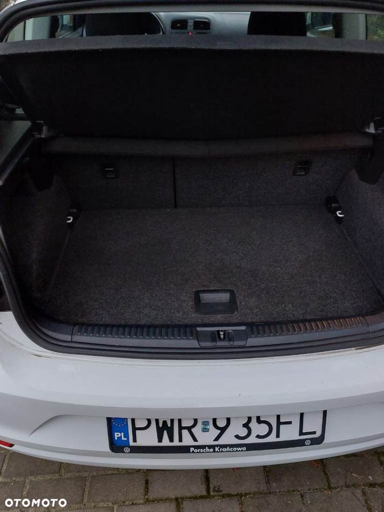 Volkswagen Polo - 13
