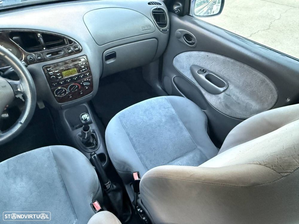 Ford Fiesta 1.25 Ghia - 13